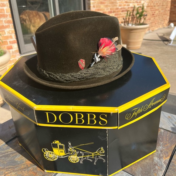 Vintage Dobbs Fifth Avenue Fedora Hat 7 1/8 – With Original Box & Feather - Picture 1 of 6